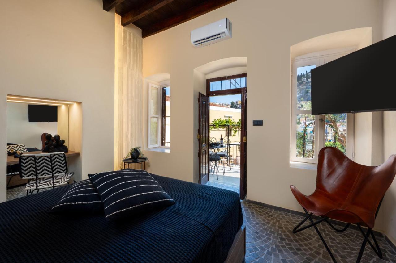 Townhall Apartment Symi Extérieur photo